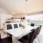 2 House B 76
