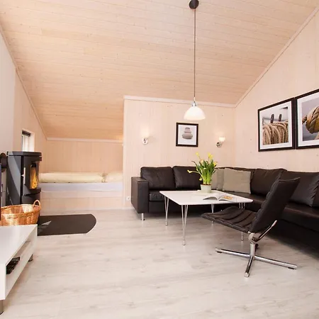 2 House B 76
